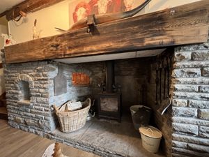 Photo 6- click for photo gallery